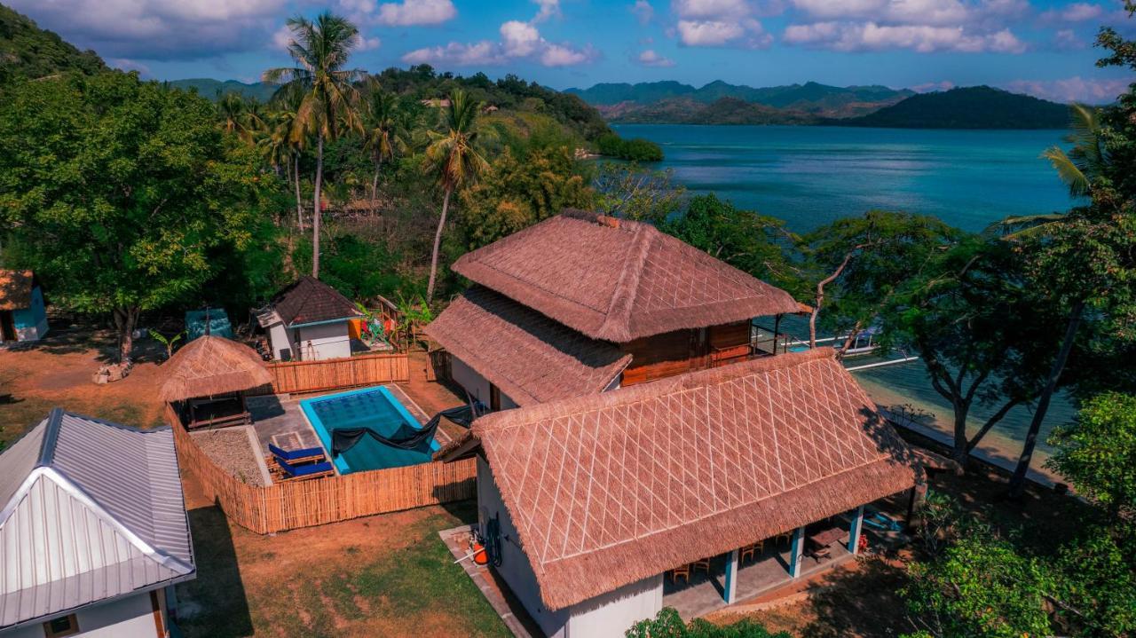 Khabita Beach Resort Lembar  Eksteriør billede