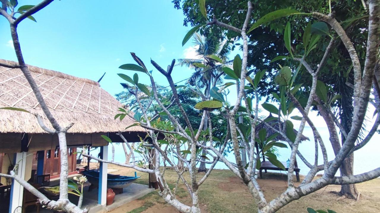 Khabita Beach Resort Lembar  Eksteriør billede