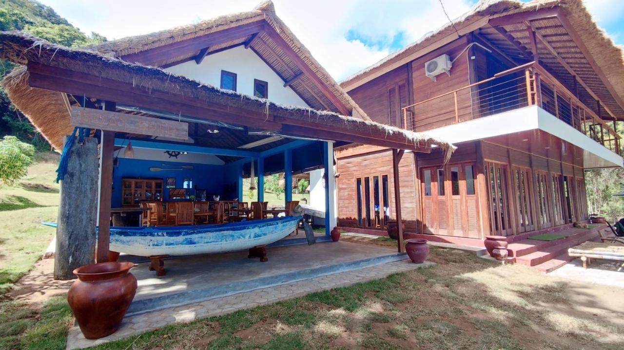 Khabita Beach Resort Lembar  Eksteriør billede