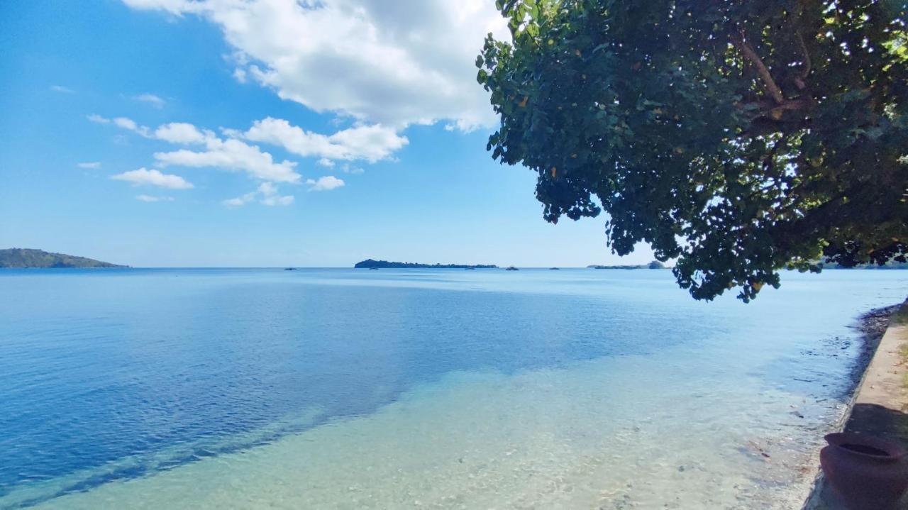 Khabita Beach Resort Lembar  Eksteriør billede