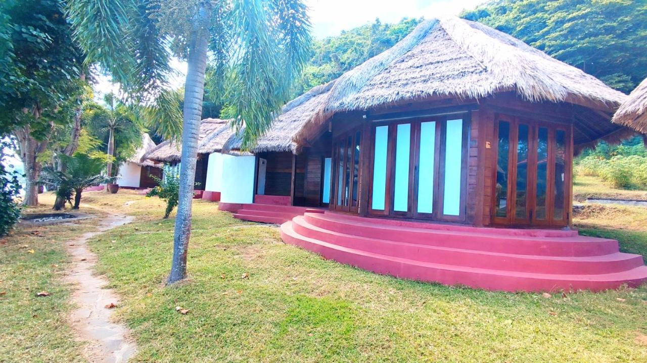 Khabita Beach Resort Lembar  Eksteriør billede