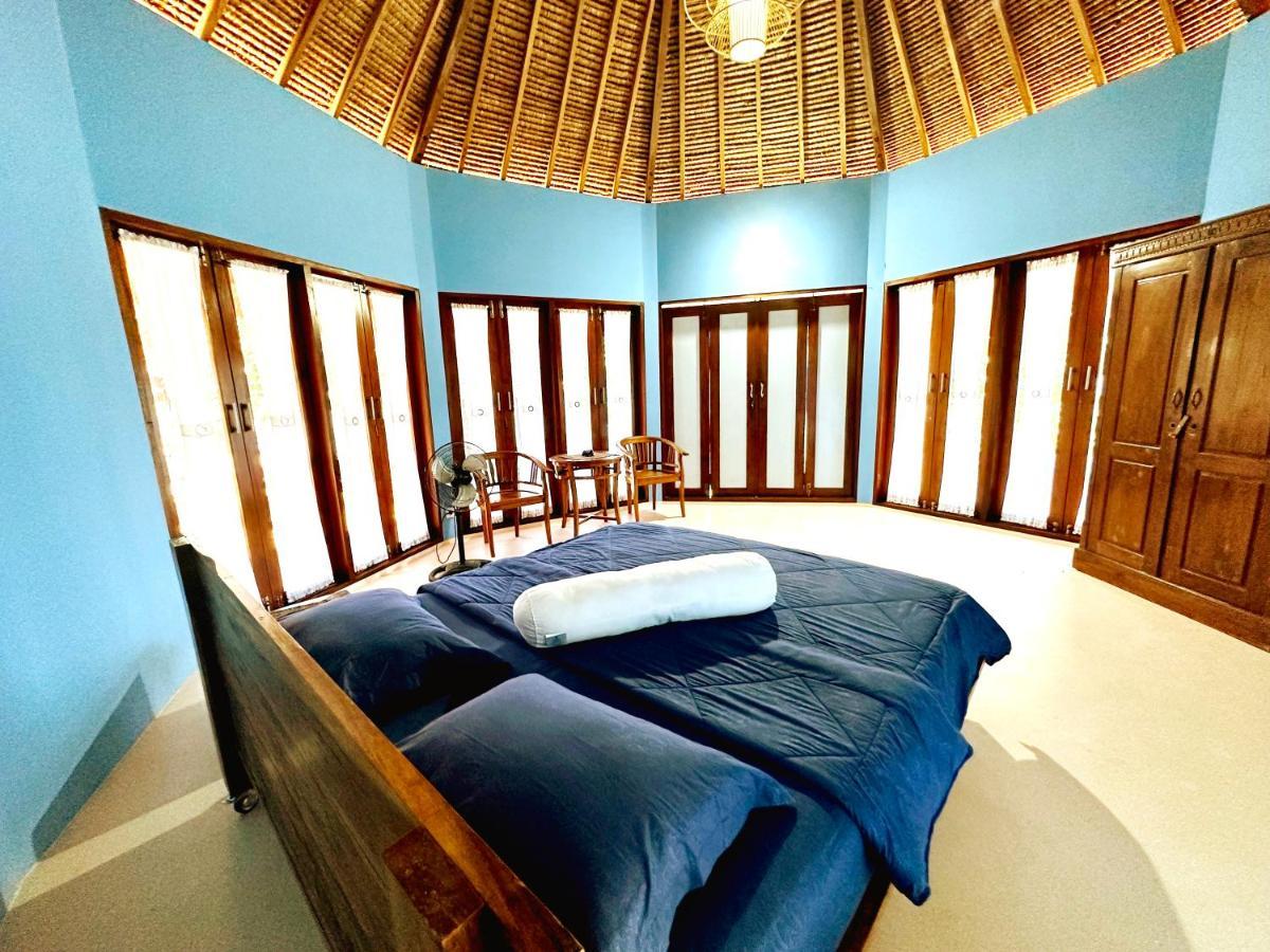 Khabita Beach Resort Lembar  Eksteriør billede